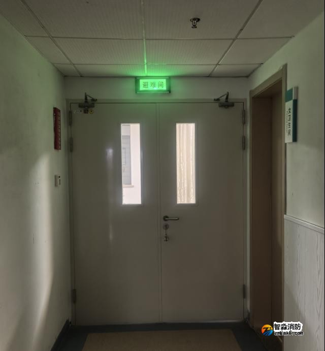 避難層、避難間未設置明顯指示標識